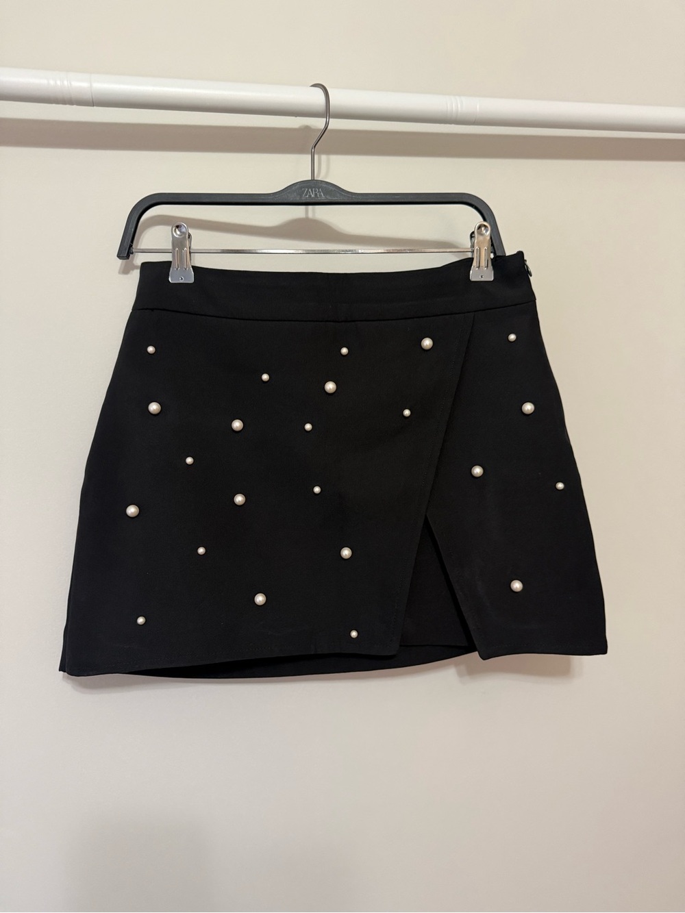 Zara Black Mini Skirt with Pearl Studs